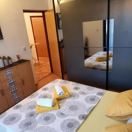 Apartment Luka *